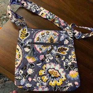 Vera Bradley quilted cross body bag